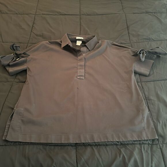 Chico’s Black Collared Shirt. Size 2. Bows on the sleeves.No Iron Chic Stretch. - Picture 1 of 8